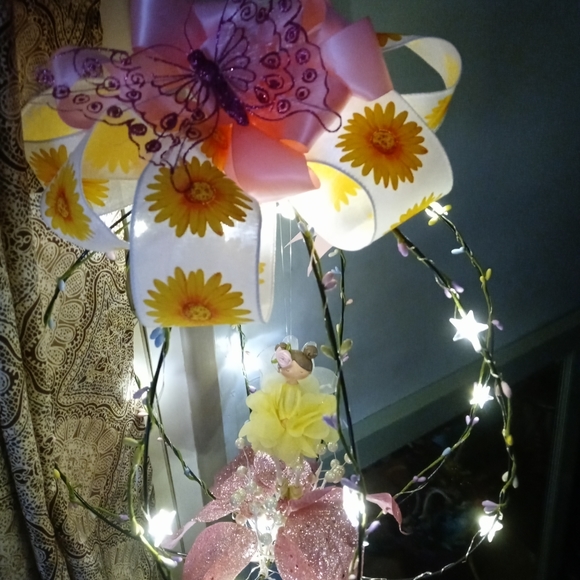 Handmade circular ballerina wreath - Picture 6 of 8